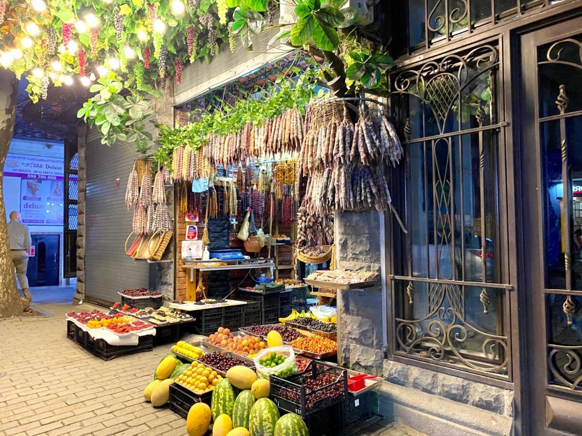 Hotel Terrace ティビリシ エクステリア 写真