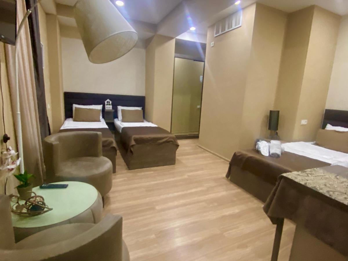 Hotel Terrace ティビリシ エクステリア 写真