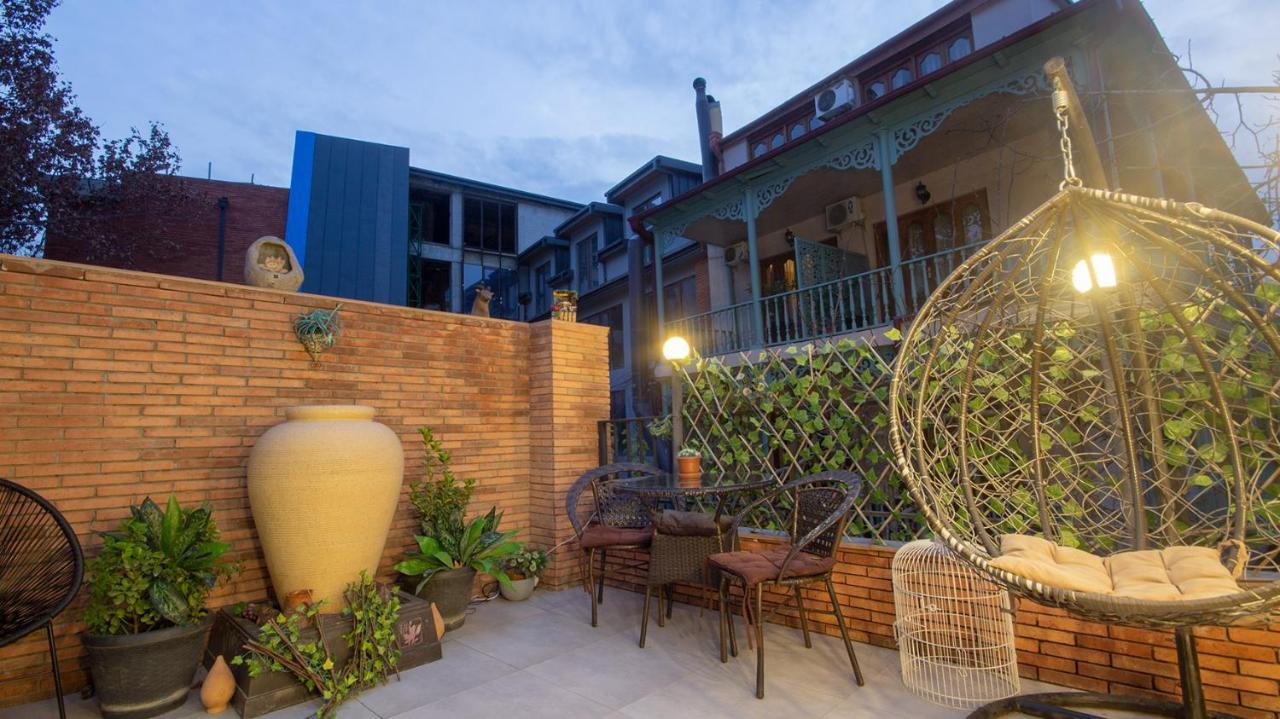 Hotel Terrace ティビリシ エクステリア 写真