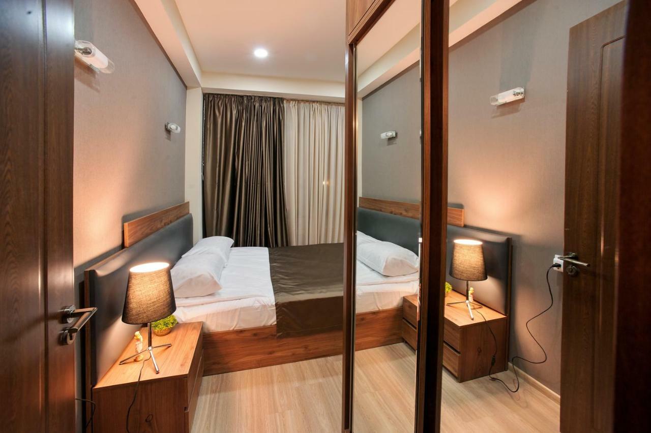 Hotel Terrace ティビリシ エクステリア 写真